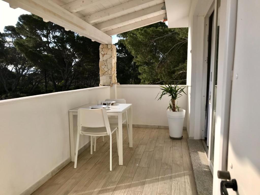 Case Vacanze "Bianco Mare" Porto Pino Εξωτερικό φωτογραφία