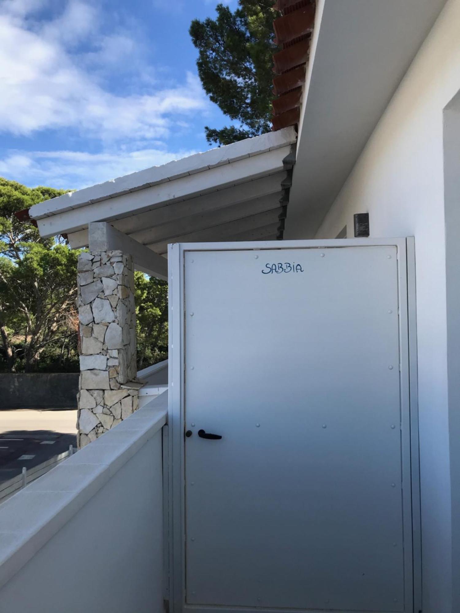 Case Vacanze "Bianco Mare" Porto Pino Δωμάτιο φωτογραφία