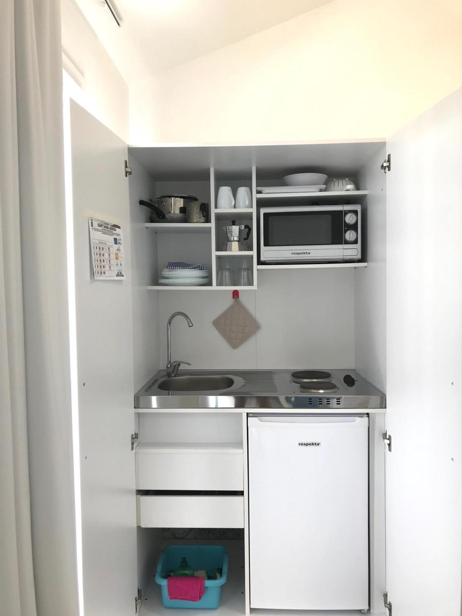 Case Vacanze "Bianco Mare" Porto Pino Δωμάτιο φωτογραφία
